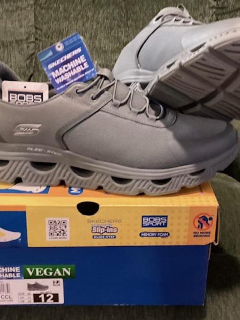 BOBS SKECHERS MENS ARCH WAVES SLICK TURNS CHARCOAL SLIP INS GLIDE-STEP SZ 12 NIB